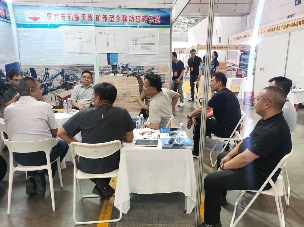 新鄉(xiāng)市威達(dá)機(jī)械有限公司第20屆新疆國際煤炭工業(yè)博覽會(huì) 參展成功！